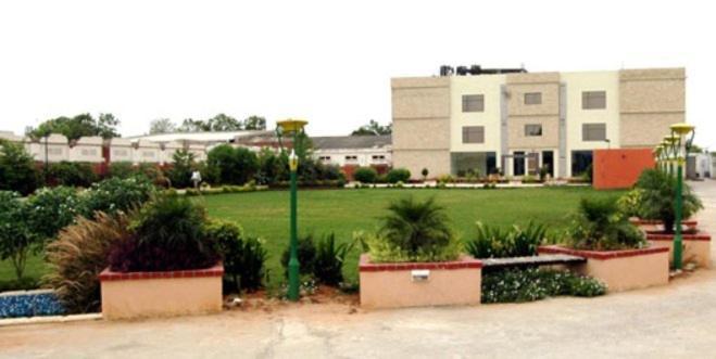 Hotel Radiance Bhilwara Esterno foto