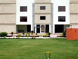 Hotel Radiance Bhilwara Esterno foto
