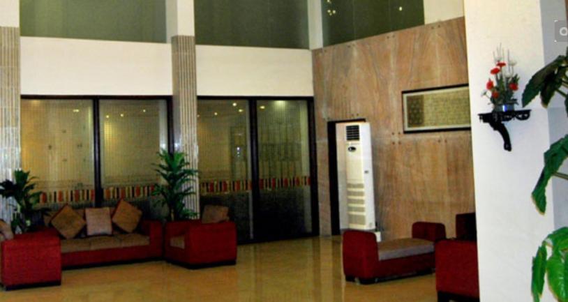 Hotel Radiance Bhilwara Esterno foto